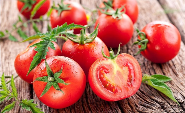 Cà chua ngăn ngừa lão hóa cho bạn một làn da rạng ngời